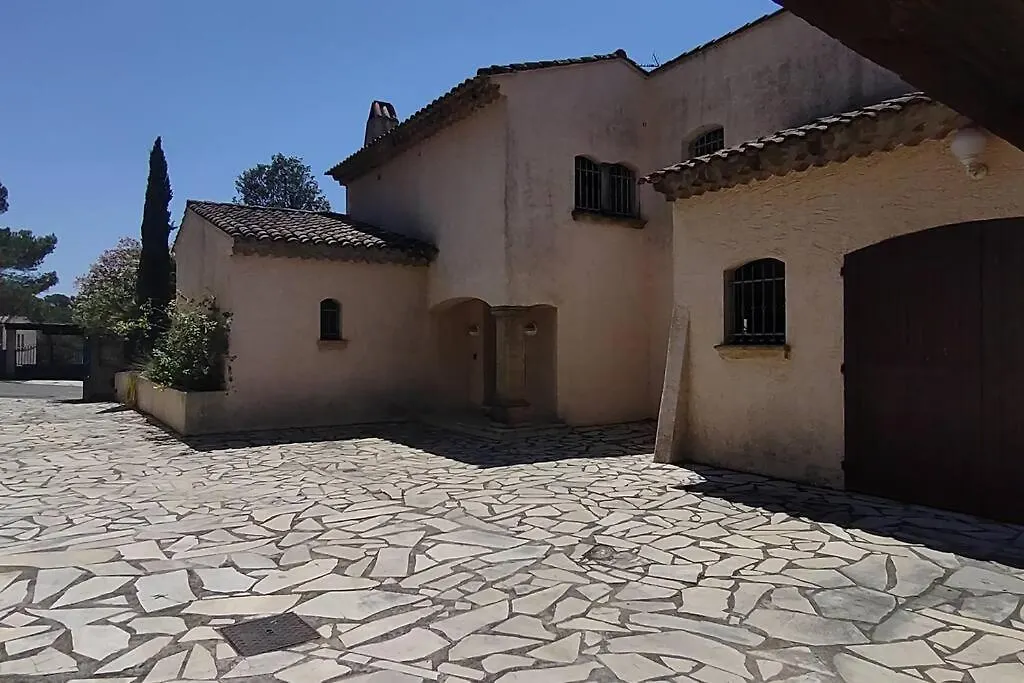 Villa Avec Piscine 8 Personnes Frejus France
